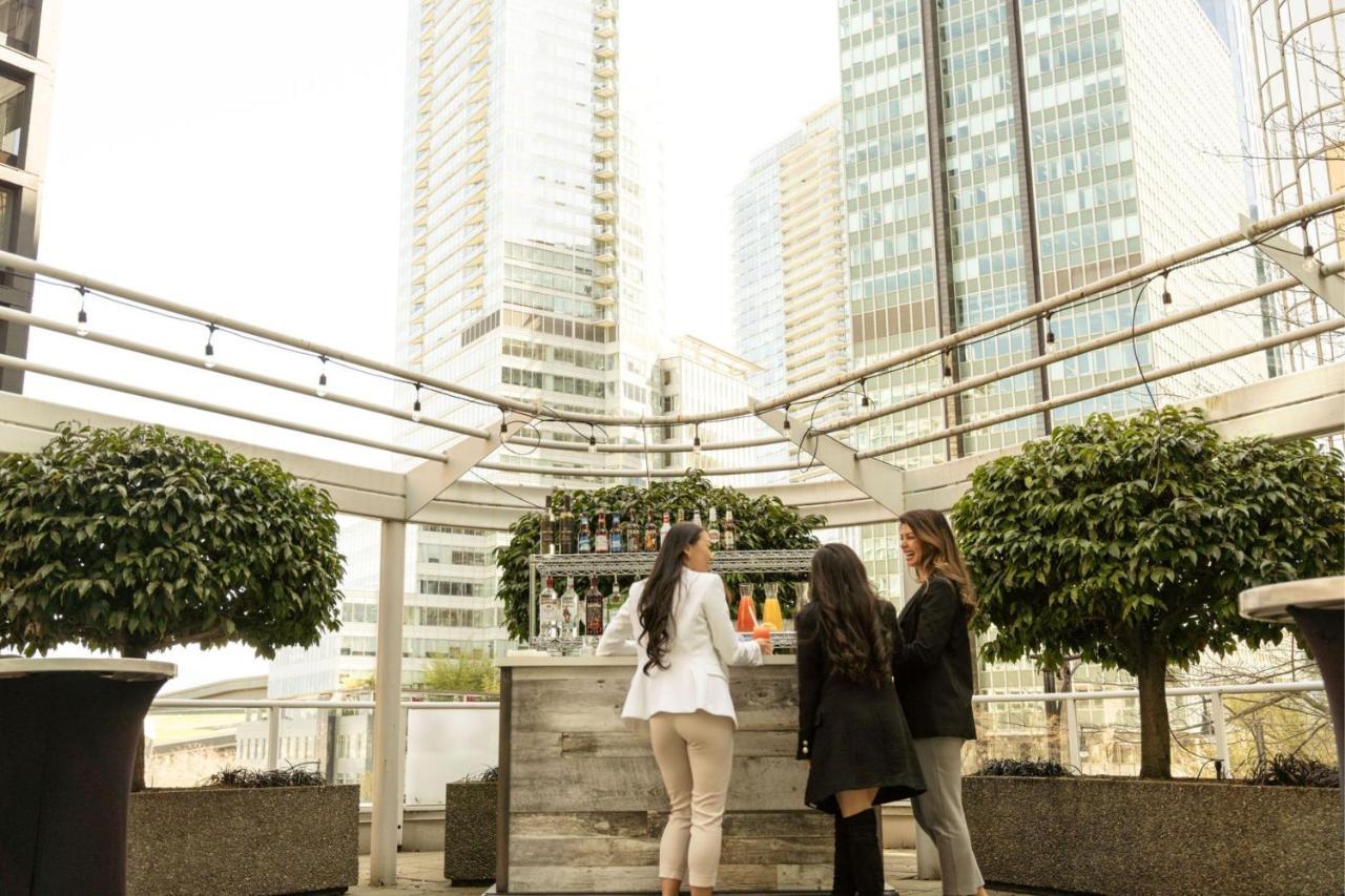 Vancouver Marriott Pinnacle Downtown Hotel Eksteriør bilde